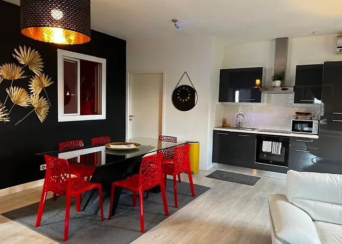 Destination Confidentielle * كليرمونت-فيراند